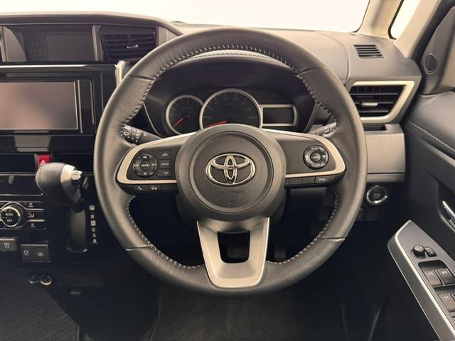 ルーミー カスタムG 純正SDナビ フルセグ CD DVD BT MSV 両側パワースライドドア レーダークルーズコントロール LKA 衝突軽減ブレーキ コーナーセンサー 電子パーキング HOLD LEDヘッドライト(32枚目)