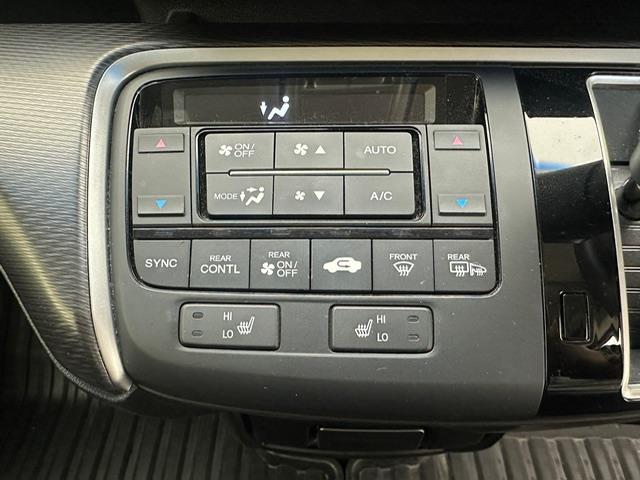 ステップワゴン モデューロX ホンダセンシング 純正SDナビ バックカメラ ビルトインETC ホンダセンシング レーンキープアシスト 追従クルーズコントロール 標識認識機能 両側パワースライドドア シートヒーター ハーフレザーシート スマートキー(9枚目)