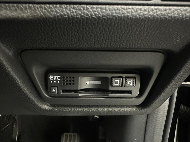ステップワゴン モデューロX ホンダセンシング 純正SDナビ バックカメラ ビルトインETC ホンダセンシング レーンキープアシスト 追従クルーズコントロール 標識認識機能 両側パワースライドドア シートヒーター ハーフレザーシート スマートキー(12枚目)