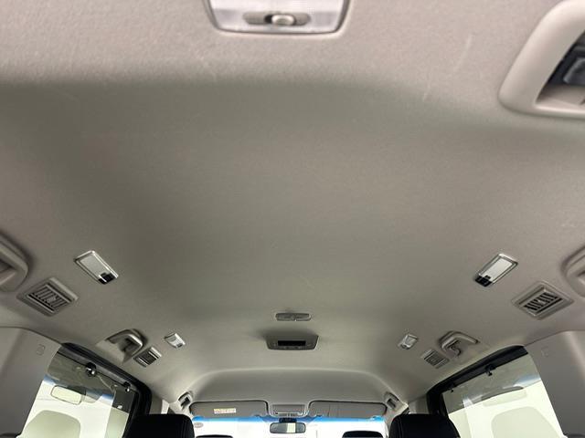 ステップワゴン モデューロX ホンダセンシング 純正SDナビ バックカメラ ビルトインETC ホンダセンシング レーンキープアシスト 追従クルーズコントロール 標識認識機能 両側パワースライドドア シートヒーター ハーフレザーシート スマートキー(29枚目)