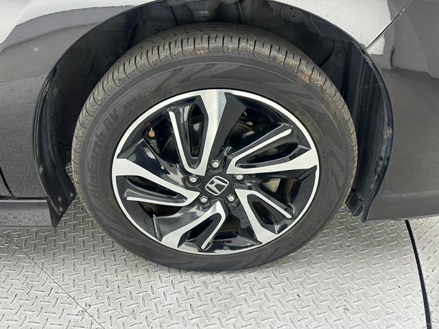 ステップワゴン モデューロX ホンダセンシング 純正SDナビ バックカメラ ビルトインETC ホンダセンシング レーンキープアシスト 追従クルーズコントロール 標識認識機能 両側パワースライドドア シートヒーター ハーフレザーシート スマートキー(39枚目)