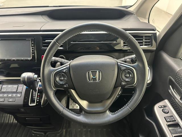 ステップワゴン モデューロX ホンダセンシング 純正SDナビ バックカメラ ビルトインETC ホンダセンシング レーンキープアシスト 追従クルーズコントロール 標識認識機能 両側パワースライドドア シートヒーター ハーフレザーシート スマートキー(42枚目)