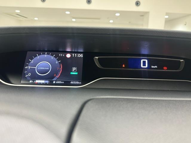 セレナ Ｓ　社外ＳＤナビ　アラウンドビューモニター　衝突軽減ブレーキ　オートクルーズコントロール　　社外ＥＴＣ　片側パワースライドドア　オートライト　オートハイビーム　ＬＥＤヘッドライト　プッシュスタート（2枚目）