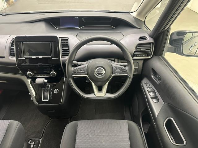 セレナ Ｓ　社外ＳＤナビ　アラウンドビューモニター　衝突軽減ブレーキ　オートクルーズコントロール　　社外ＥＴＣ　片側パワースライドドア　オートライト　オートハイビーム　ＬＥＤヘッドライト　プッシュスタート（17枚目）