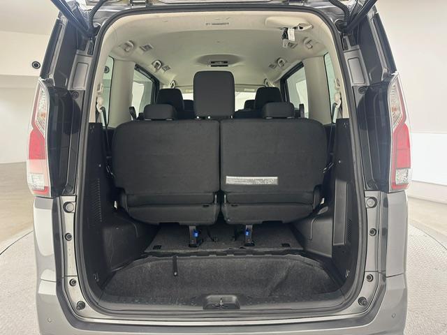 セレナ Ｓ　社外ＳＤナビ　アラウンドビューモニター　衝突軽減ブレーキ　オートクルーズコントロール　　社外ＥＴＣ　片側パワースライドドア　オートライト　オートハイビーム　ＬＥＤヘッドライト　プッシュスタート（29枚目）