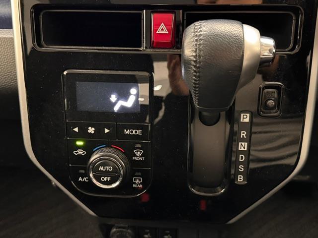 ルーミー カスタムG S 社外メモリナビ フルセグ CD DVD BT MSV 両側パワースライドドア バックカメラ 社外フリップダウンモニター クルーズコントロール PCS コーナーセンサー ETC ダウンサス シートヒータ(7枚目)