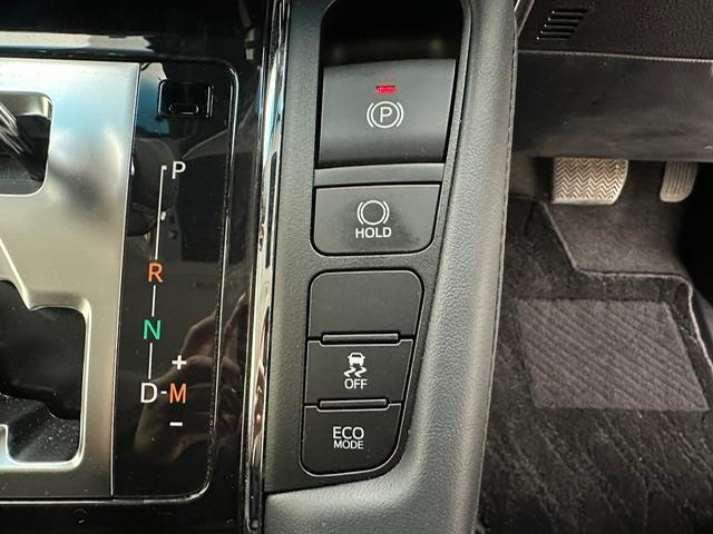 アルファード ２．５Ｓ　Ｃパッケージ　純正コネクトナビ　ＢＴ　ＵＳＢ　バックカメラ　ツインムーンルーフ　両側パワースライドドア　ＴＲＤエアロ　デジタルインナーミラー　レーダークルーズコントロール　クリアランスソナー　ＰＣＳ　ＬＴＡ　ＲＳＡ（8枚目）