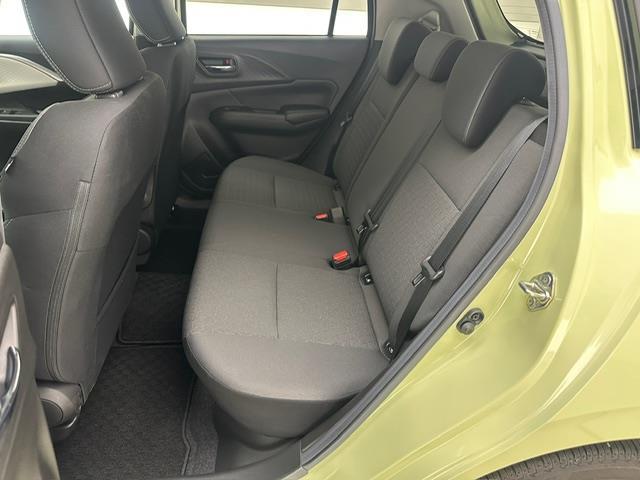 スイフト ハイブリッドＭＺ　純正ＤＡ　スマホ連携　ＵＳＢ　コーナーセンサー　アイドリングストップ　パドルシフト　シートヒーター　ＡＣＣ　ＢＳＭ　ＬＫＡ　ＰＣＳ　ＬＥＤヘッドライト　ＬＥＤフォグランプ　スペアキー×１　純正マット（20枚目）