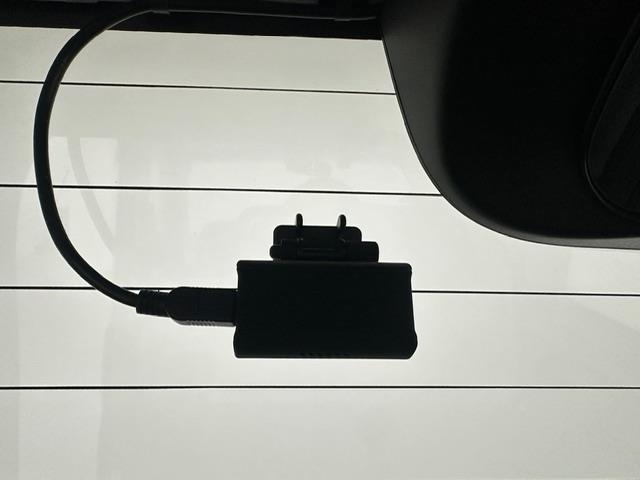 タント カスタムＲＳ　トップエディションＳＡＩＩＩ　社外ＳＤナビ　フルセグ　ＣＤ　ＤＶＤ　ＢＴ　ＭＳＶ　バックカメラ　両側パワースライドドア　ハーフレザーシート　シートヒーター　衝突軽減ブレーキ　レーンキープアシスト　コーナーセンサー　スマートキー（7枚目）