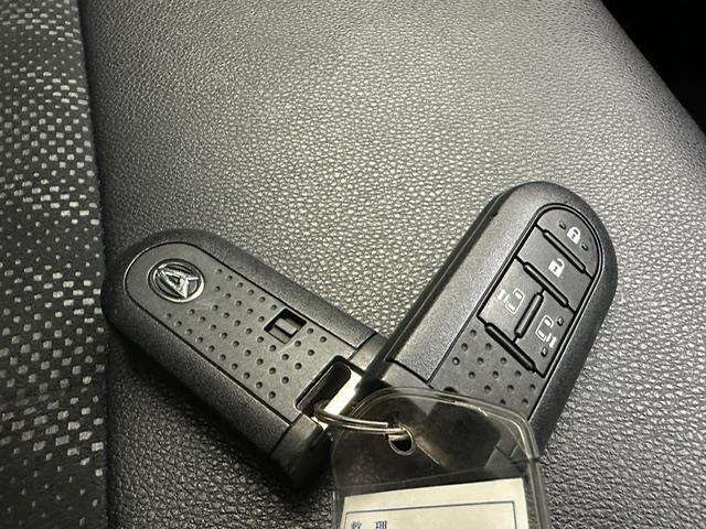 タント カスタムＲＳ　トップエディションＳＡＩＩＩ　社外ＳＤナビ　フルセグ　ＣＤ　ＤＶＤ　ＢＴ　ＭＳＶ　バックカメラ　両側パワースライドドア　ハーフレザーシート　シートヒーター　衝突軽減ブレーキ　レーンキープアシスト　コーナーセンサー　スマートキー（9枚目）