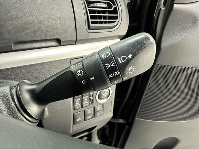 タント カスタムＲＳ　トップエディションＳＡＩＩＩ　社外ＳＤナビ　フルセグ　ＣＤ　ＤＶＤ　ＢＴ　ＭＳＶ　バックカメラ　両側パワースライドドア　ハーフレザーシート　シートヒーター　衝突軽減ブレーキ　レーンキープアシスト　コーナーセンサー　スマートキー（12枚目）