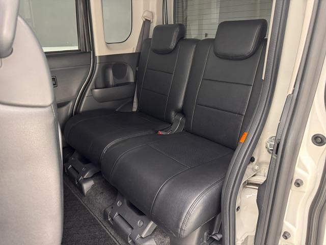 タント カスタムＸ　トップエディションリミテッドＳＡＩＩＩ　両側パワースライドドア　衝突軽減ブレーキ　コーナーセンサー　ＬＥＤヘッドライト　オートライト　オートハイビーム　ＬＥＤフォグライト　ハーフレザーシート　シートヒーター　アイドリングストップ　スマキー（17枚目）
