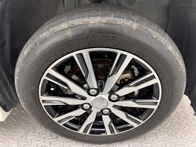 タント カスタムＸ　トップエディションリミテッドＳＡＩＩＩ　両側パワースライドドア　衝突軽減ブレーキ　コーナーセンサー　ＬＥＤヘッドライト　オートライト　オートハイビーム　ＬＥＤフォグライト　ハーフレザーシート　シートヒーター　アイドリングストップ　スマキー（27枚目）