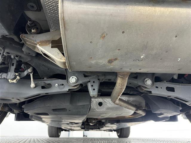 Ｃ－ＨＲ Ｓ　ＧＲスポーツ　純正ディスプレイオーディオ（ＵＳＢ／フルセグ／Ｂｌｕｅｔｏｏｔｈ／Ｍｉｒａｃａｓｔ）　全方位カメラ　ハーフレザーシート　シートヒーター（Ｄ＋Ｎ席）　純正１９インチアルミホイール　純正フロアマット（38枚目）