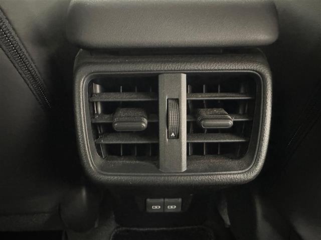 ＵＸ ＵＸ２５０ｈ　バージョンＣ　純正メーカーＯＰナビ　全方位カメラ　社外前後ドライブレコーダー　追従クルーズコントロール　パドルシフト　オートホールド付電子パーキングブレーキ　ハンドルヒーター　パワーシート　シートヒーター　ＥＴＣ（19枚目）