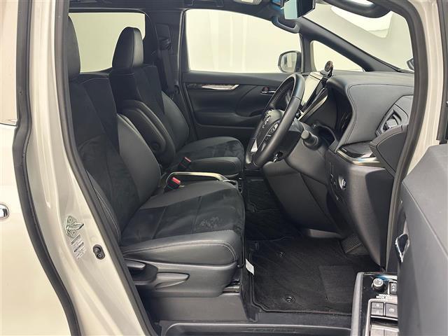 アルファード ２．５Ｓ　タイプゴールドＩＩＩ　純正ＤＡ・ナビ（ＡＭ／ＦＭ・ＤＶＤ・ＢＴ・フルセグ・Ｍｉｒａｃａｓｔ）バックカメラ　両側パワースライドドア　サンルーフ　パワーバックドア　フリップダウンモニター　追従式クルーズコントロール　ＥＴＣ（19枚目）