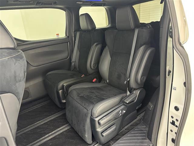 アルファード ２．５Ｓ　タイプゴールドＩＩＩ　純正ＤＡ・ナビ（ＡＭ／ＦＭ・ＤＶＤ・ＢＴ・フルセグ・Ｍｉｒａｃａｓｔ）バックカメラ　両側パワースライドドア　サンルーフ　パワーバックドア　フリップダウンモニター　追従式クルーズコントロール　ＥＴＣ（22枚目）