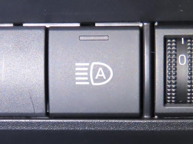 ノア S-Z メモリーナビ フルセグTV CDDVD再生 後席モニター パノラミックビューモニター ETC 両側電動スライドドア ドラレコ 衝突回避軽減ブレーキ 踏み間違い制御装置 車線逸脱警報 オートハイビーム(33枚目)