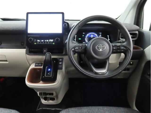 シエンタ ハイブリッドＺ　衝突軽減ブレーキ　踏み間違い制御装置　車線逸脱警報　オートハイビーム　ブラインドモニター　パノラミックビューモニター　両側電動スライドドア　シートヒーター　メモリーナビ　フルセグＴＶ　ＣＤＤＶＤ再生（12枚目）