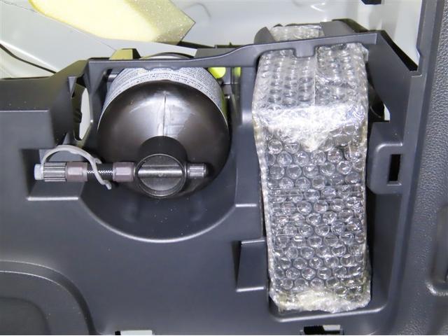 シエンタ ハイブリッドＺ　衝突軽減ブレーキ　踏み間違い制御装置　車線逸脱警報　オートハイビーム　ブラインドモニター　パノラミックビューモニター　両側電動スライドドア　シートヒーター　メモリーナビ　フルセグＴＶ　ＣＤＤＶＤ再生（37枚目）