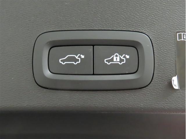 ＸＣ４０ Ｂ４　モメンタム　ＨＤＤナビ　フルセグＴＶ　メディアプレイヤー接続　パノラミックビューモニター　ＥＴＣ　シートヒーター　パワーバックドア（25枚目）