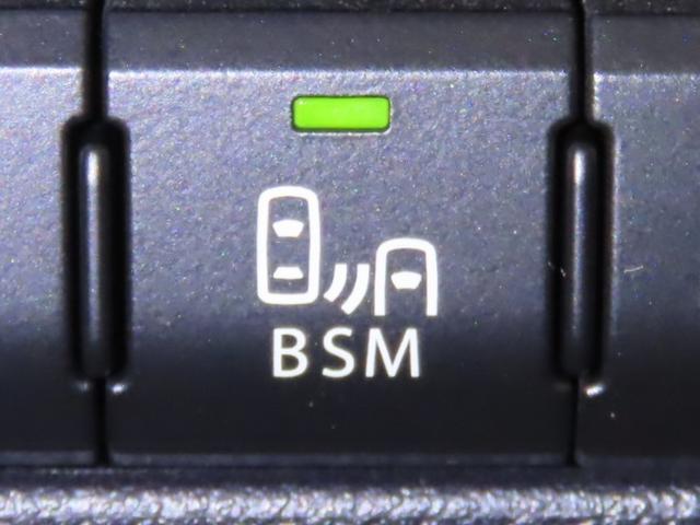 ＮＸ ＮＸ２００ｔ　Ｉパッケージ　メモリーナビ　フルセグＴＶ　ＣＤＤＶＤ再生　パノラミックビューモニター　シートヒーター　パワーバックドア　衝突回避軽減ブレーキ　車線逸脱警報　オートハイビーム　ブラインドモニター　クルーズコントロール（15枚目）