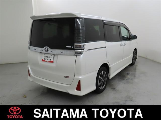 ヴォクシー ZS 煌III メモリーナビ フルセグTV CDDVD再生 後席モニター バックモニター ETC 両側電動スライドドア 衝突回避軽減ブレーキ 踏み間違い制御装置 車線逸脱警報 オートハイビーム クルーズコントロール(9枚目)