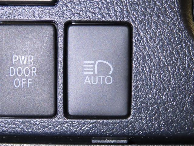 アルファード 2.5S Cパッケージ ムーンルーフ メモリーナビ フルセグTV CDDVD再生 後席モニター バックモニター シートヒーター&ベンチレーション 両側電動スライドドア パワーバックドア 衝突回避軽減ブレーキ オートハイビーム(28枚目)