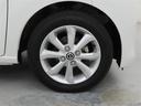 タイヤサイズは155/65R14です。純正アルミホイールを装着しています。