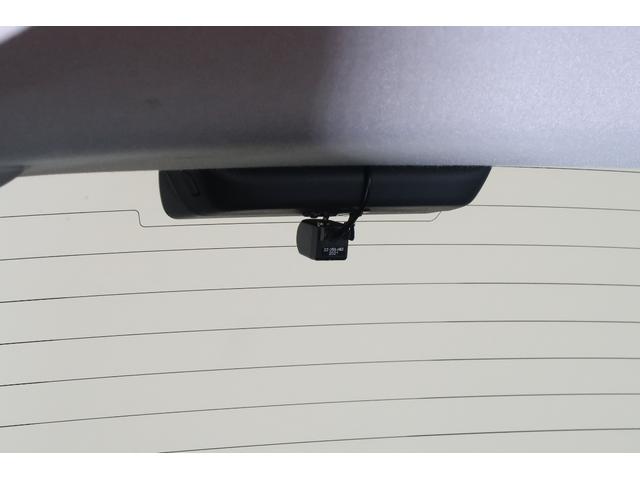 フィット ＲＳ　１年保証付　ドラレコ　ナビ　Ｂカメラ　ＥＴＣ　ＤＶＤ再生可　運転席エアバック　フルセグＴＶ　キ－レス　セキュリティアラーム　ＡＡＣ　ドライブレコーダー　ＰＷ　ＡＢＳ　パワーステ　スマートキーシステム（14枚目）