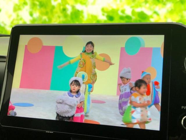 ヴォクシー S-Z ディスプレイオーディオ+ナビ10インチ/フリップダウンモニター 純正 12.8インチ/衝突安全装置/両側電動スライドドア/シートヒーター/全方位モニター/車線逸脱防止支援システム 衝突被害軽減システム(12枚目)