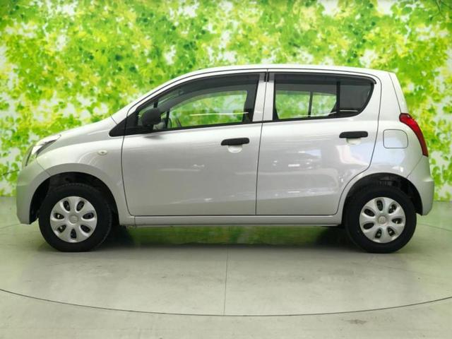 アルト F エアバッグ 運転席/エアバッグ 助手席/パワーウインドウ/キーレスエントリー/パワーステアリング/マニュアルエアコン/CD(2枚目)