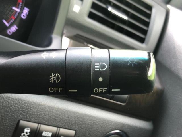 アルファード 240Sタイプゴールド 新品タイヤ/社外 SDナビ/フリップダウンモニター/両側電動スライドドア/シート ハーフレザー/電動バックドア/ヘッドランプ HID/ETC/EBD付ABS/横滑り防止装置/フルセグTV 後席モニター(17枚目)