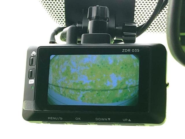 ヴォクシー S-Z 保証書/ディスプレイオーディオ+ナビ8インチ/フリップダウンモニター 純正 13.2インチ/トヨタセーフティセンス/両側電動スライドドア/シートヒーター 前席/車線逸脱防止支援システム バックカメラ(30枚目)