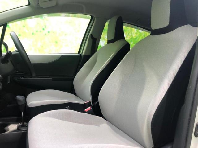 ヴィッツ F 新品タイヤ/保証書/社外 SDナビ/ETC/ABS/ワンセグTV/エアバッグ 運転席/エアバッグ 助手席/パワーウインドウ/キーレスエントリー/パワーステアリング/マニュアルエアコン/取扱説明書(6枚目)