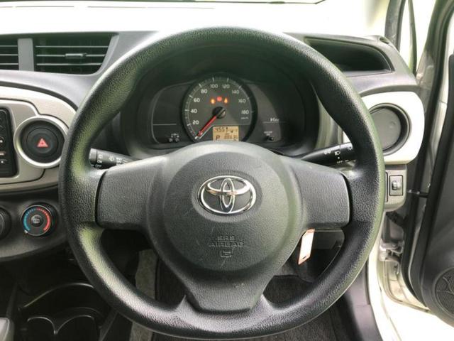 ヴィッツ F 新品タイヤ/保証書/社外 SDナビ/ETC/ABS/ワンセグTV/エアバッグ 運転席/エアバッグ 助手席/パワーウインドウ/キーレスエントリー/パワーステアリング/マニュアルエアコン/取扱説明書(14枚目)