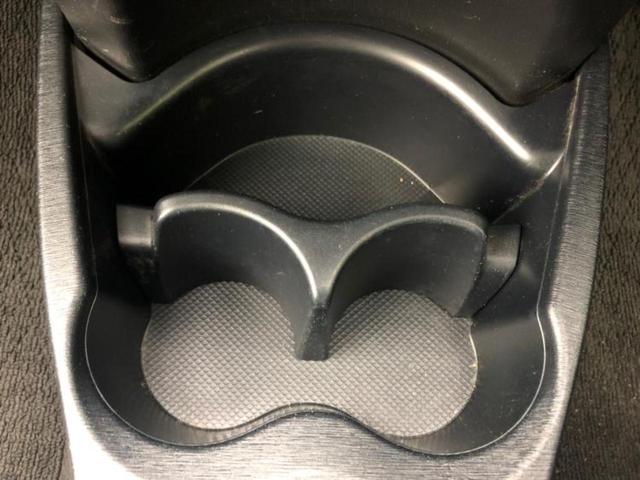 ヴィッツ F 新品タイヤ/保証書/社外 SDナビ/ETC/ABS/ワンセグTV/エアバッグ 運転席/エアバッグ 助手席/パワーウインドウ/キーレスエントリー/パワーステアリング/マニュアルエアコン/取扱説明書(29枚目)