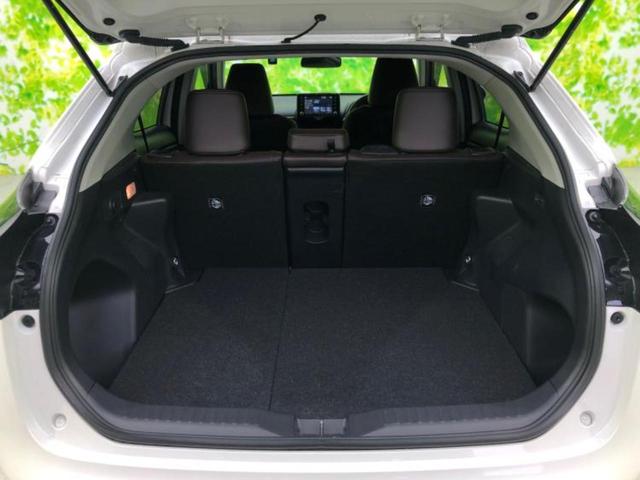 ヤリスクロス ハイブリッドZ ディスプレイオーディオ8インチ/衝突安全装置/シートヒーター/パノラミックビューモニター/車線逸脱防止支援システム/シート ハーフレザー/ドライブレコーダー 社外/ヘッドランプ LED 全周囲カメラ(8枚目)