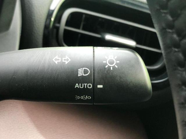 ヤリスクロス ハイブリッドZ ディスプレイオーディオ8インチ/衝突安全装置/シートヒーター/パノラミックビューモニター/車線逸脱防止支援システム/シート ハーフレザー/ドライブレコーダー 社外/ヘッドランプ LED 全周囲カメラ(14枚目)