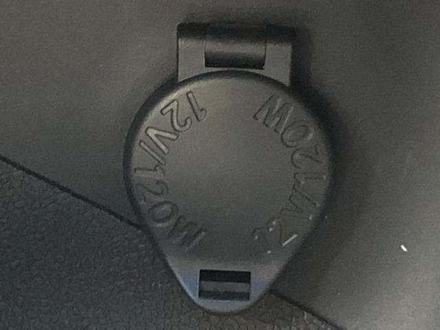 ヤリスクロス ハイブリッドZ ディスプレイオーディオ8インチ/衝突安全装置/シートヒーター/パノラミックビューモニター/車線逸脱防止支援システム/シート ハーフレザー/ドライブレコーダー 社外/ヘッドランプ LED 全周囲カメラ(34枚目)