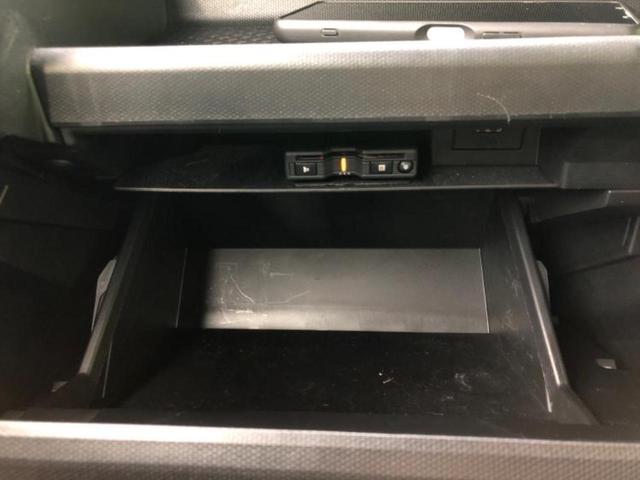 タフト Ｘ　新品タイヤ／サンルーフ／保証書／社外　ＳＤナビ／衝突安全装置／車線逸脱防止支援システム／ヘッドランプ　ＬＥＤ／ＥＴＣ／ＥＢＤ付ＡＢＳ／横滑り防止装置／アイドリングストップ／ワンセグＴＶ　ワンオーナー（31枚目）