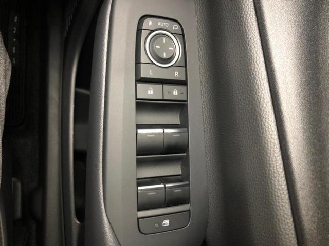 プリウス Z ガラスルーフ/保証書/ディスプレイオーディオ+ナビ12.3インチ/トヨタセーフティセンス/シートヒーター/パノラミックビューモニター/車線逸脱防止支援システム/シート 合皮/電動バックドア ETC(43枚目)