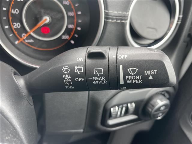ジープ・ラングラーアンリミテッド サハラ　純正ナビ　フロント／バックカメラ　ＣａｒＰｌａｙ　ＡＣＣ　ＢＳＭ　ＰＤＣ　シートヒーター　ステアリングヒーター　黒革シート　衝突軽減ブレーキ　純正ＬＥＤヘッドライト　純正ドライブレコーダー　ＥＴＣ（21枚目）