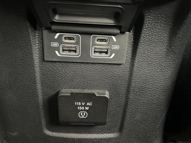 ジープ・ラングラーアンリミテッド サハラ　純正ナビ　フロント／バックカメラ　ＣａｒＰｌａｙ　ＡＣＣ　ＢＳＭ　ＰＤＣ　シートヒーター　ステアリングヒーター　黒革シート　衝突軽減ブレーキ　純正ＬＥＤヘッドライト　純正ドライブレコーダー　ＥＴＣ（29枚目）