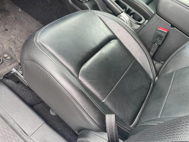 ジープ・ラングラーアンリミテッド サハラ　純正ナビ　フロント／バックカメラ　ＣａｒＰｌａｙ　ＡＣＣ　ＢＳＭ　ＰＤＣ　シートヒーター　ステアリングヒーター　黒革シート　衝突軽減ブレーキ　純正ＬＥＤヘッドライト　純正ドライブレコーダー　ＥＴＣ（39枚目）