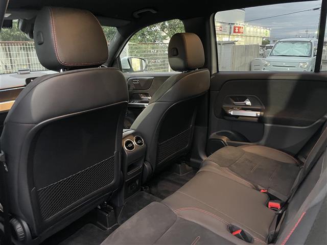 ＧＬＢ ＧＬＢ２００ｄ　４マチック　ＡＭＧラインパッケージ　レーダーセーフティＰＫＧ　ＡＭＧ　純ナビ　ＢＴ　フルセグ　ＡＣＣ　ＢＳＭ　全方位カメラ　純正ドラレコ　ハーフレザー　シートヒーター　ＥＴＣ　パワーバックドア　スペアキー（32枚目）