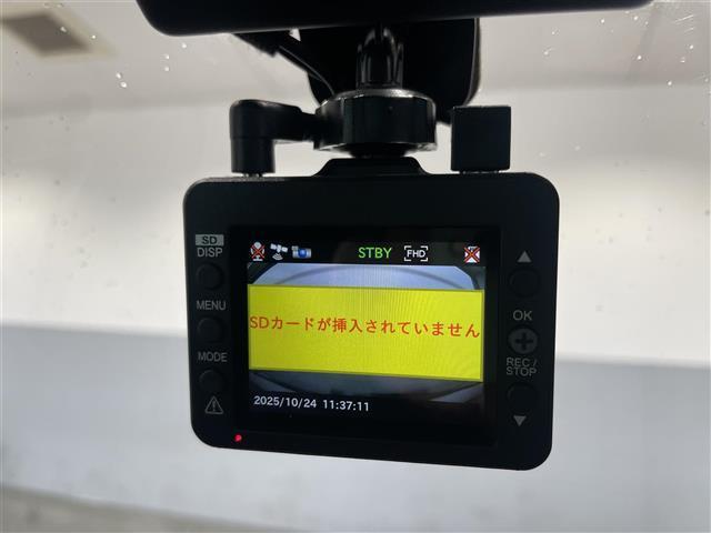 ゴルフＧＴＩ ダイナミック　特別仕様車　ｄｉｓｃｏｖｅｒ　ｐｒｏ　ＡＣＣ　ＬＫＡ　ＢＳＭ　ＰＤＣ（前後）ＣａｒＰｌａｙ対応　衝突・被害軽減ブレーキ　リアトラフィックアラート　アダプティブシャシーＣ　アクティブインフォディスプレイ（17枚目）