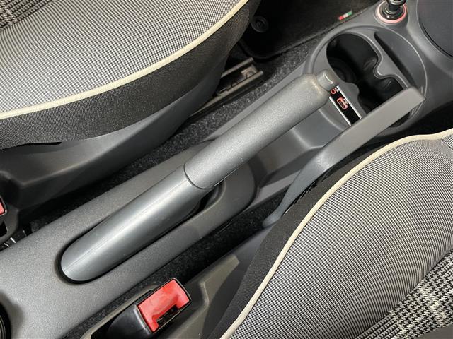 500 1.2 ポップ 社外メモリナビ Bluetooth/CD/DVD/USBポート/AUX/AM/FM シティモード 純正ドライブレコーダー(前後) 純正ヘッドライト 革巻きステアリング ETC 取説・保証書・スペアキー(17枚目)