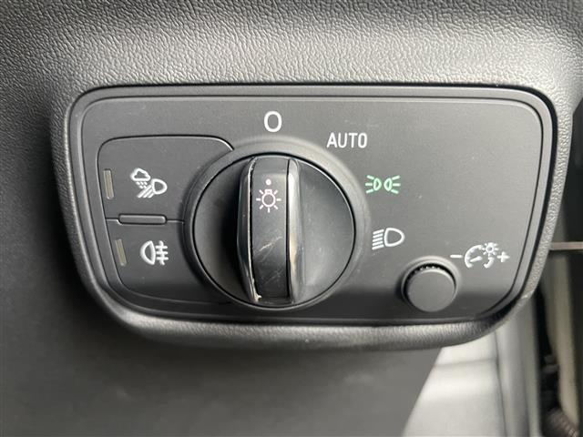 TTクーペ 40TFSI 後期モデル コンフォート・PKG MMIナビ CarPlay対応 バーチャルコックピット リヤビュー・カメラ サイドアシスト フロント・リアPDC シートヒーター 電動シート ホールドアシスト(25枚目)