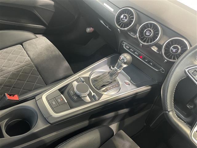 TTクーペ 40TFSI 後期モデル コンフォート・PKG MMIナビ CarPlay対応 バーチャルコックピット リヤビュー・カメラ サイドアシスト フロント・リアPDC シートヒーター 電動シート ホールドアシスト(26枚目)